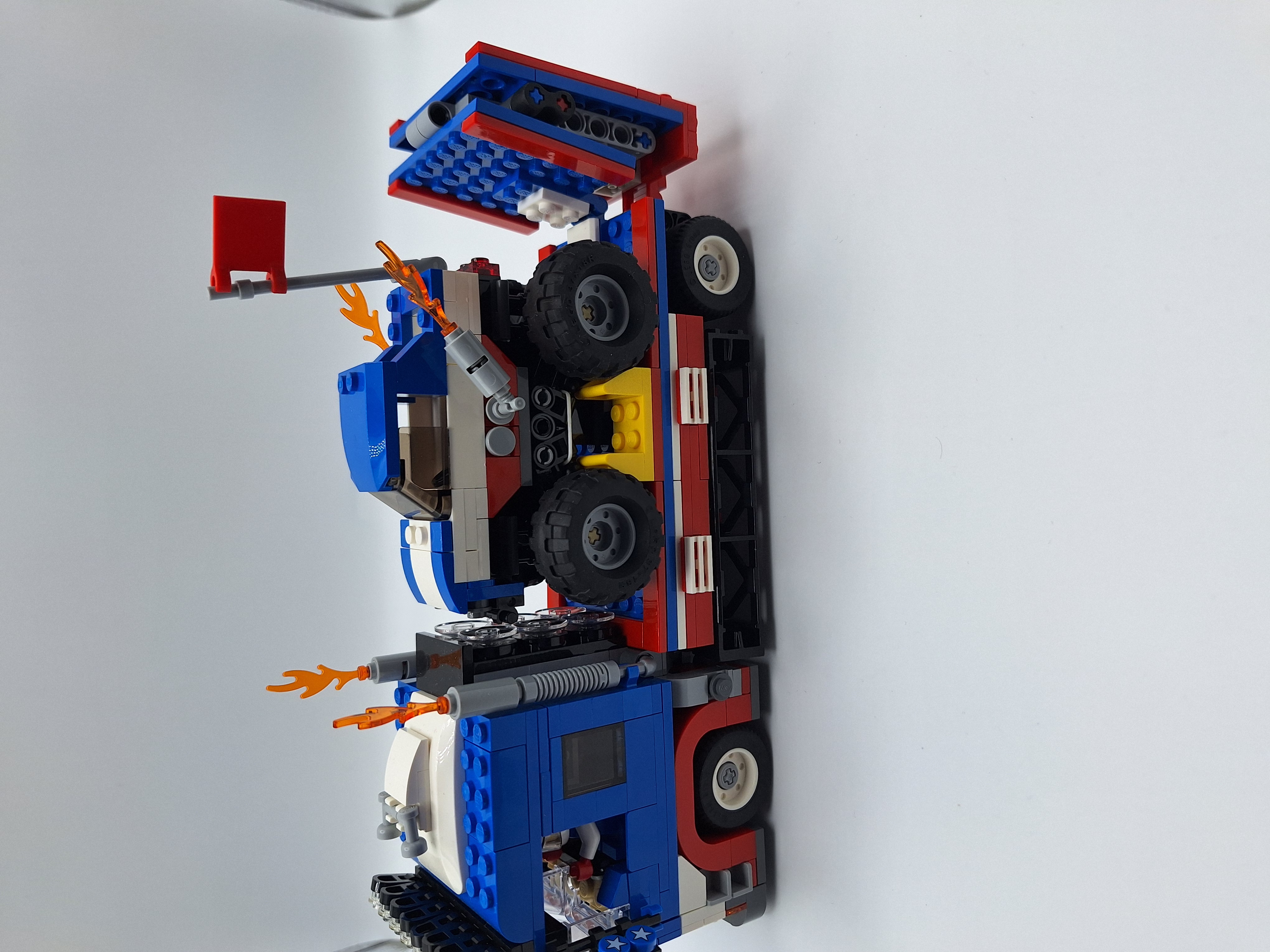 LEGO® Creator Stunt-Truck-Transporter 31085 